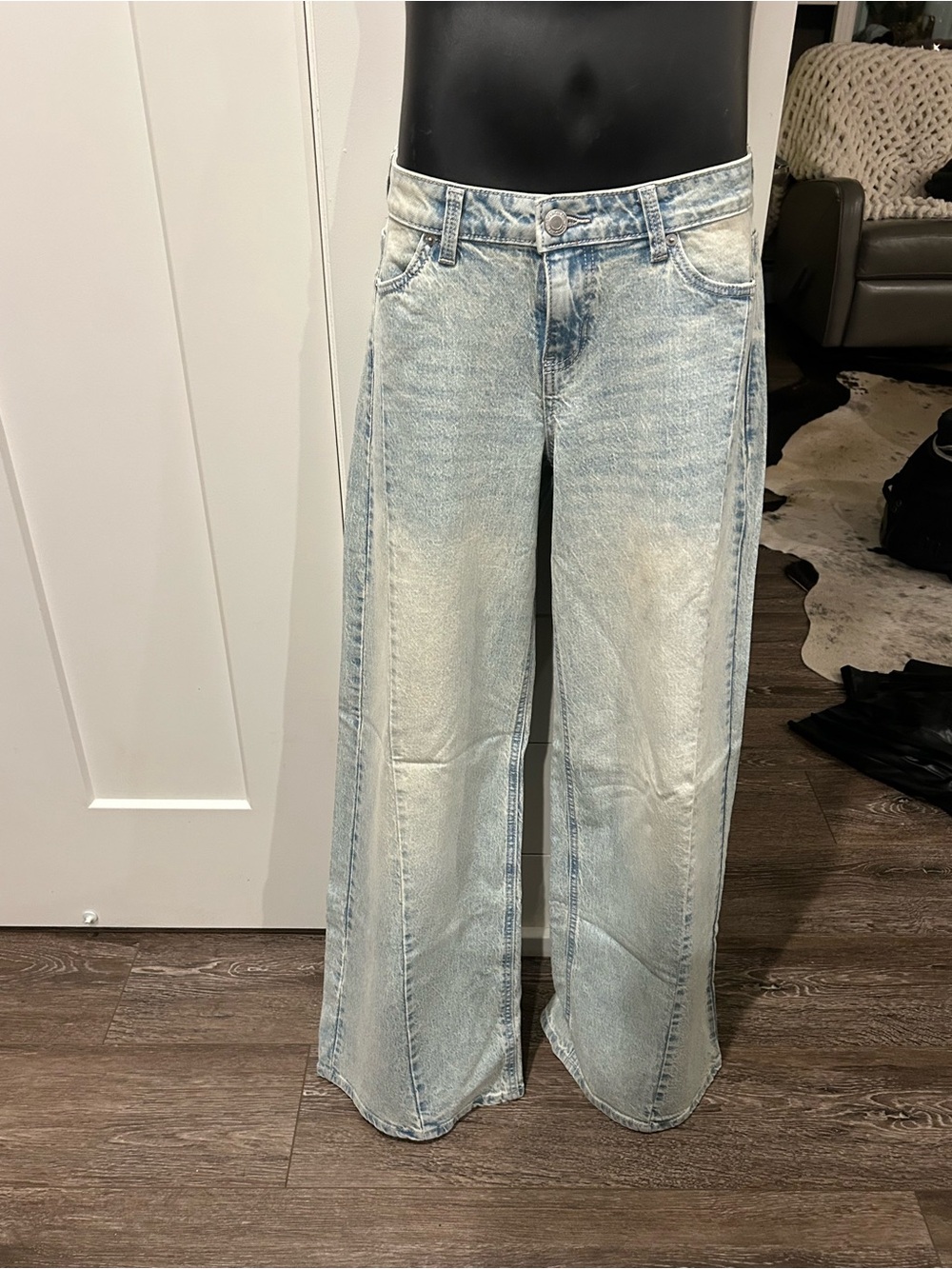 No Boundaries Light Wash Wide Leg Jeans
